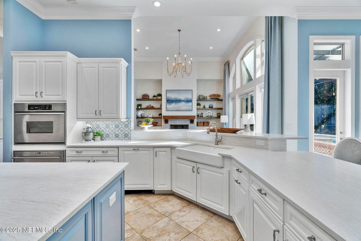 Chandelier, Interior, Kitchen, Recessed Lighting, Stainless Steel Appliances