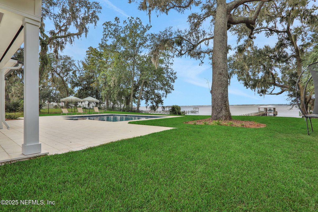 Backyard, Exterior, Pool, Water
