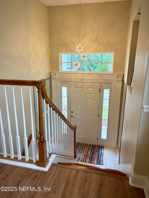 Interior, Pendant Lights, Wood Texture Flooring