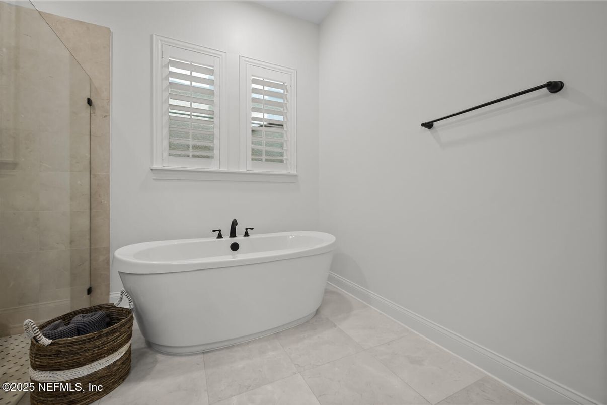 Bathroom, Free Standing Baths, Interior