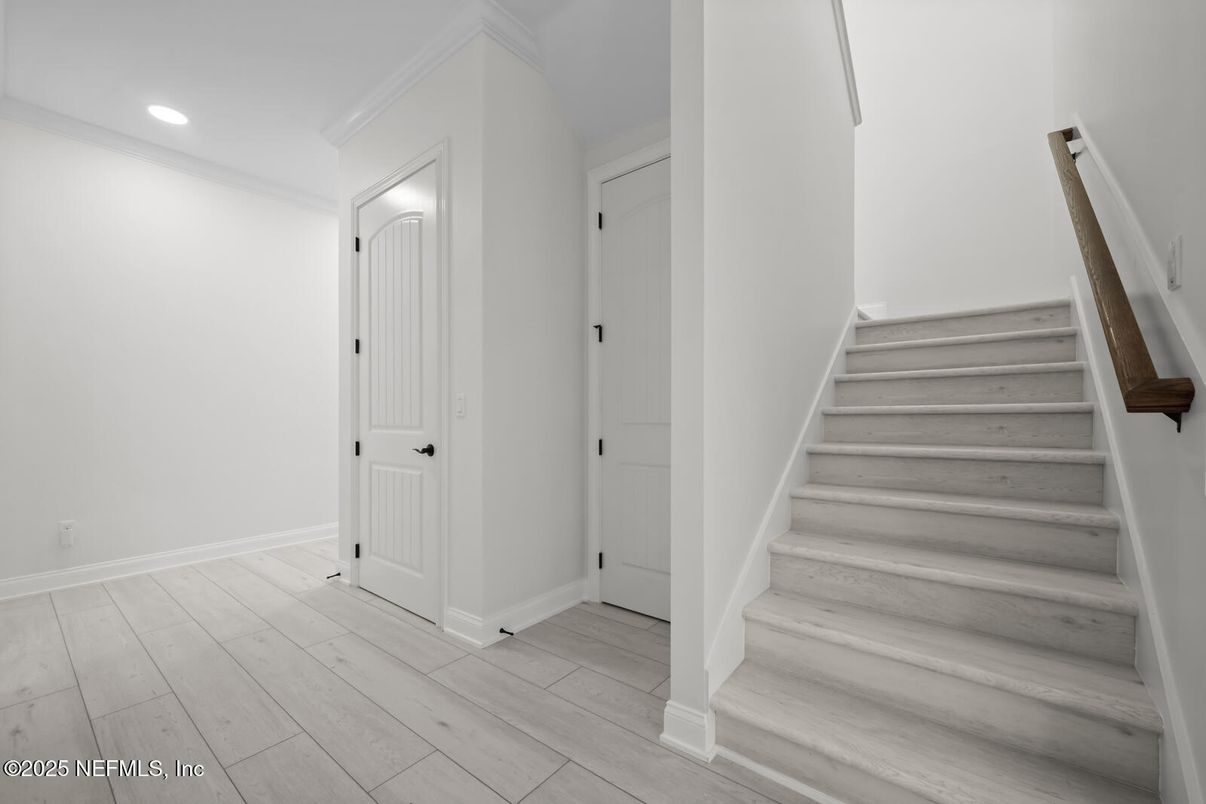 Interior, Recessed Lighting, Wood Texture Flooring