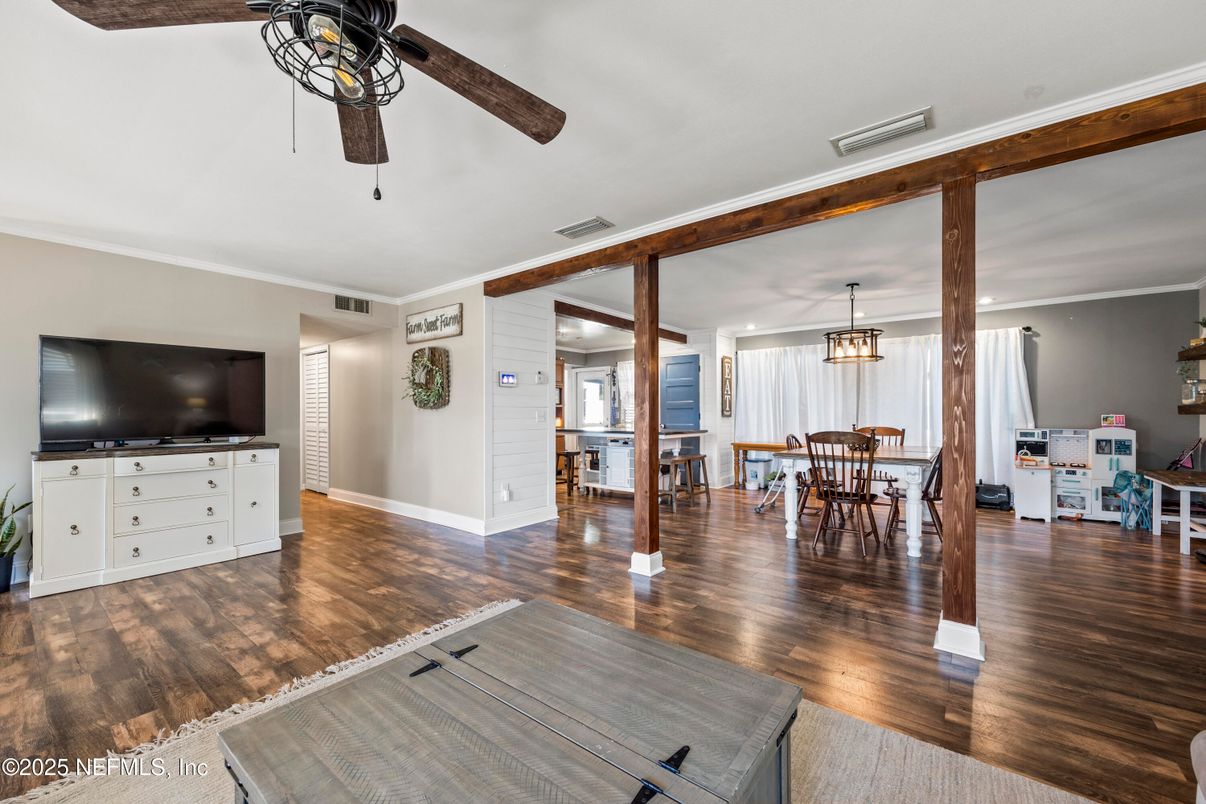Dining room, Interior, Pendant Lights, Wooden Beams, Wood Texture Flooring