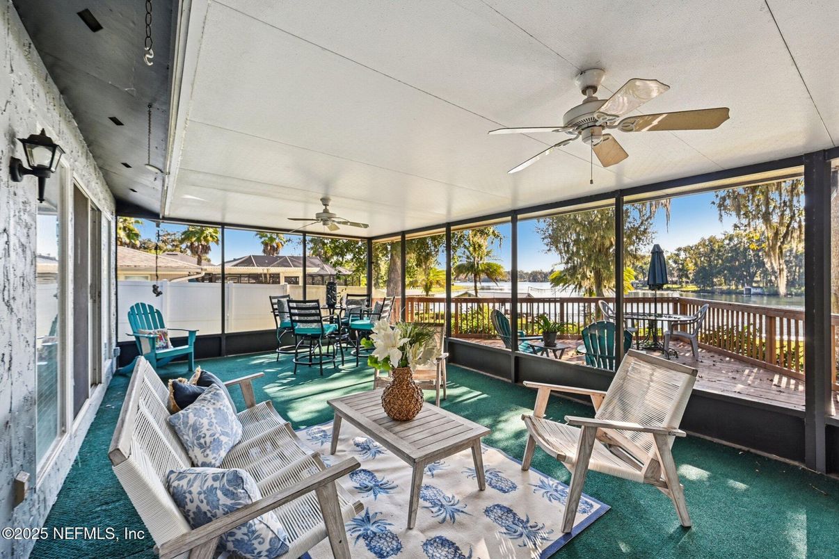 Dining room, Interior, Living room, Sun Room, Water