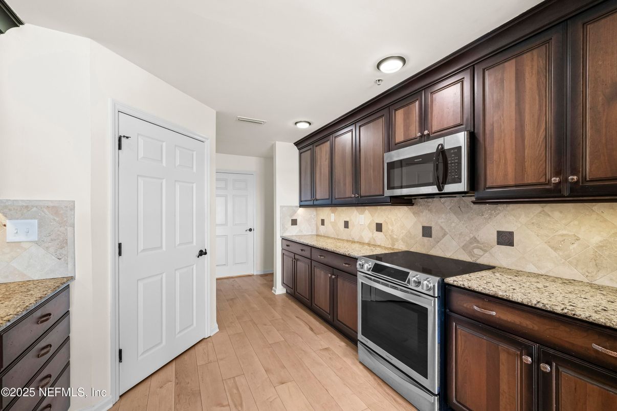 Interior, Kitchen, Recessed Lighting, Wood Texture Flooring