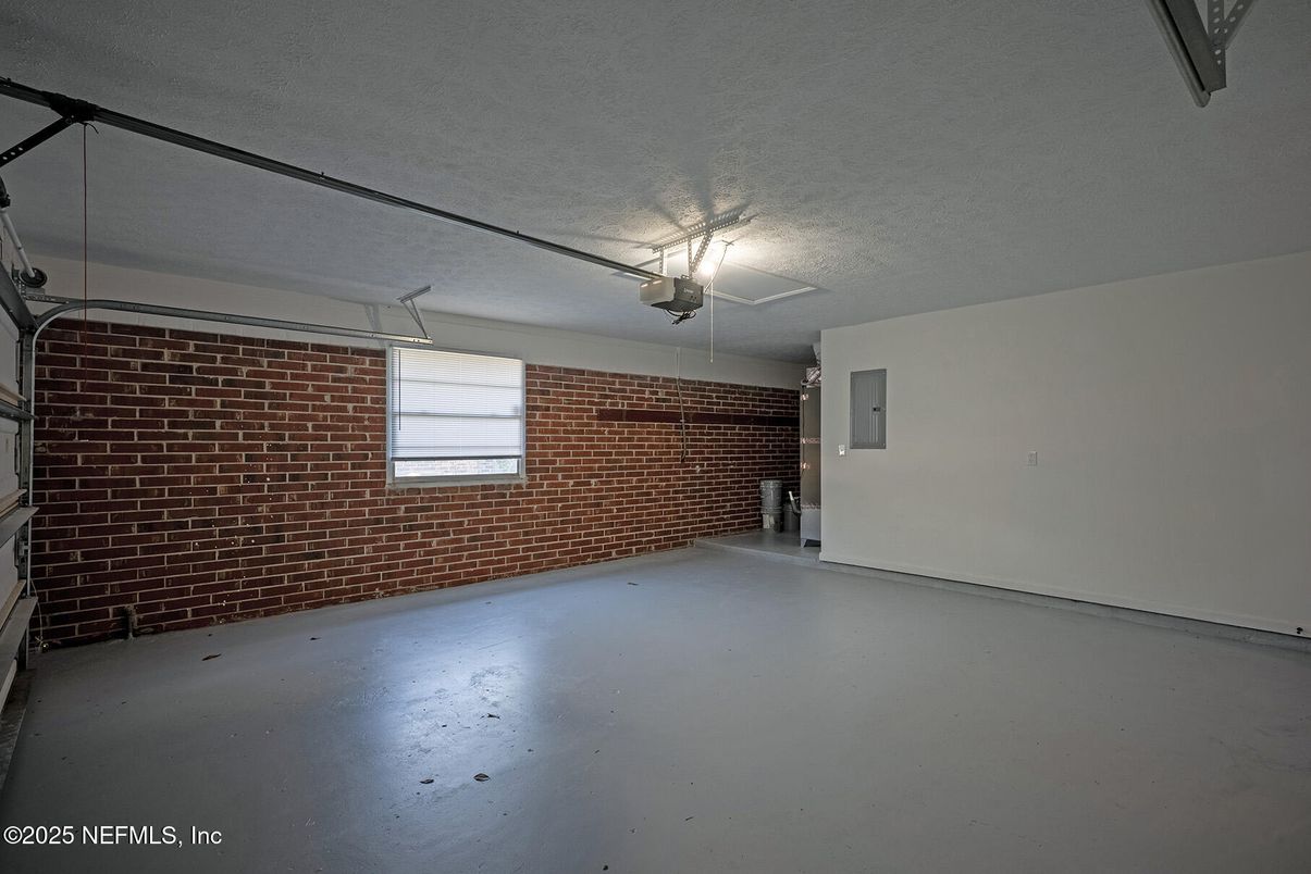 Empty room, Garage, Interior, Stone Walls