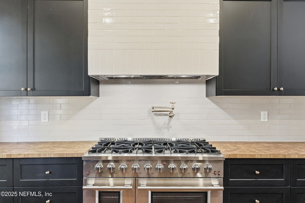 Interior, Kitchen, Stainless Steel Appliances