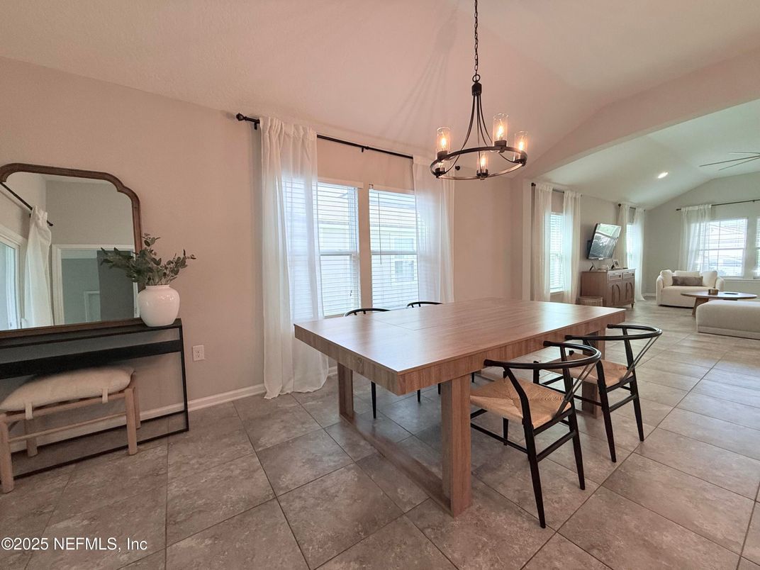 Chandelier, Dining room, Interior, Living room, Recessed Lighting