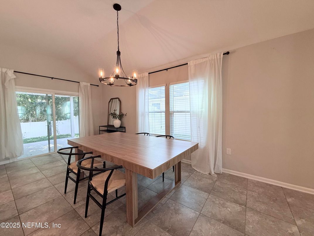 Chandelier, Dining room, Interior