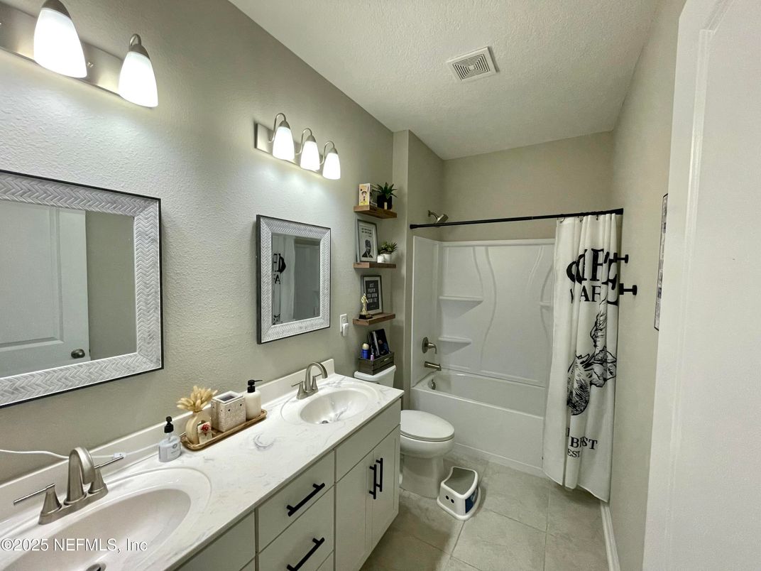 Bathroom, Dual Sink Vanities, Interior