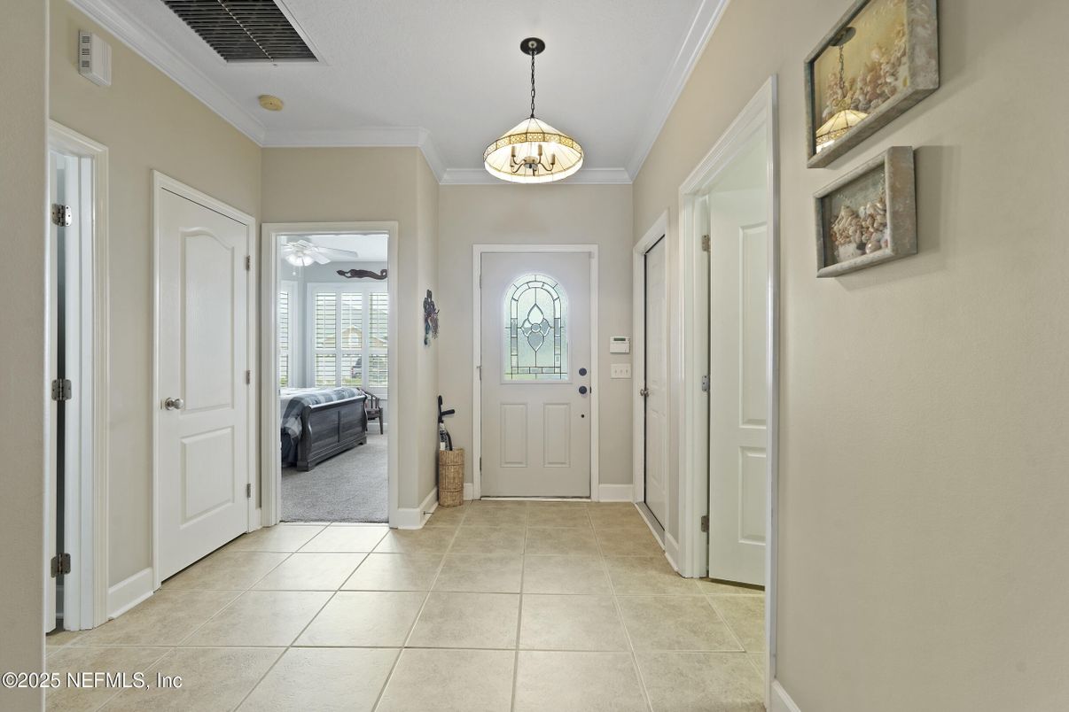 Chandelier, Interior, Pendant Lights