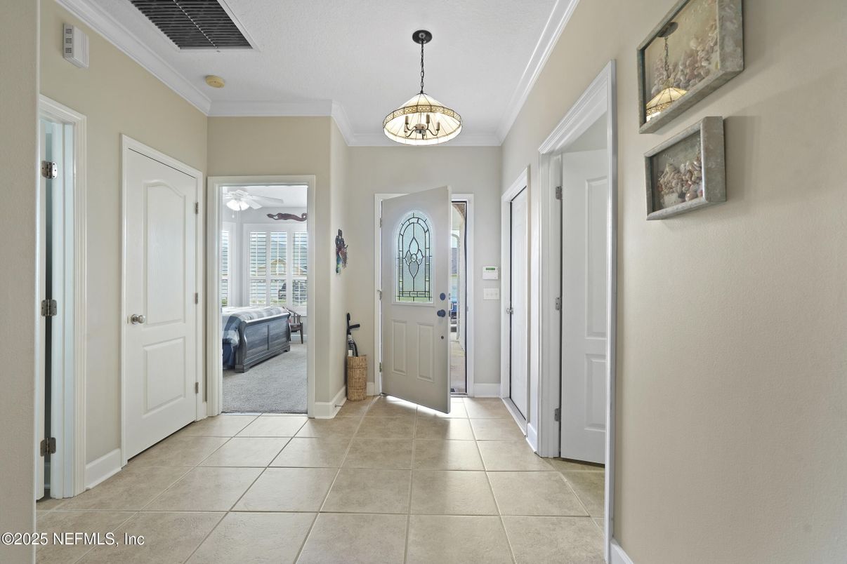 Chandelier, Interior, Pendant Lights
