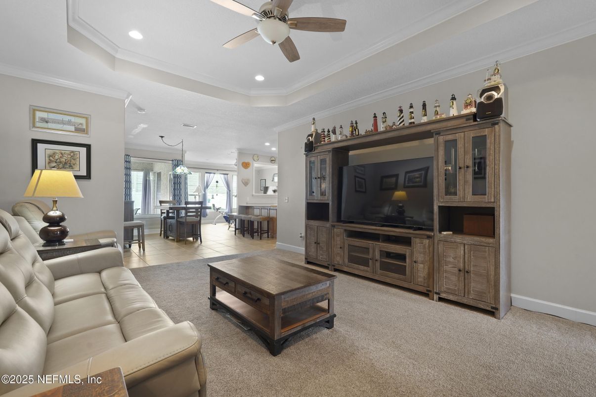 Dining room, Interior, Living room, Pendant Lights, Recessed Lighting