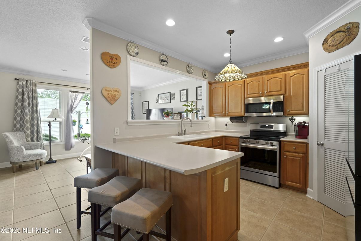 Interior, Kitchen, Pendant Lights, Recessed Lighting, Stainless Steel Appliances