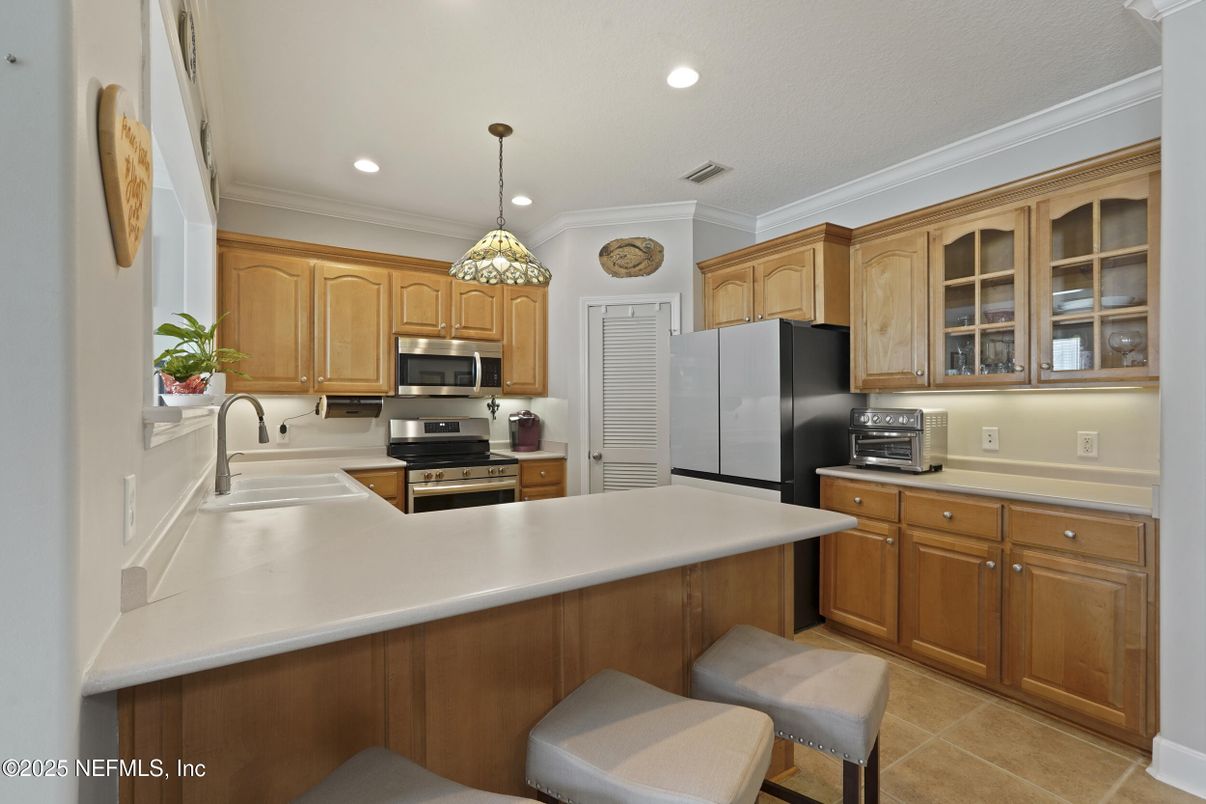 Interior, Kitchen, Pendant Lights, Recessed Lighting, Stainless Steel Appliances