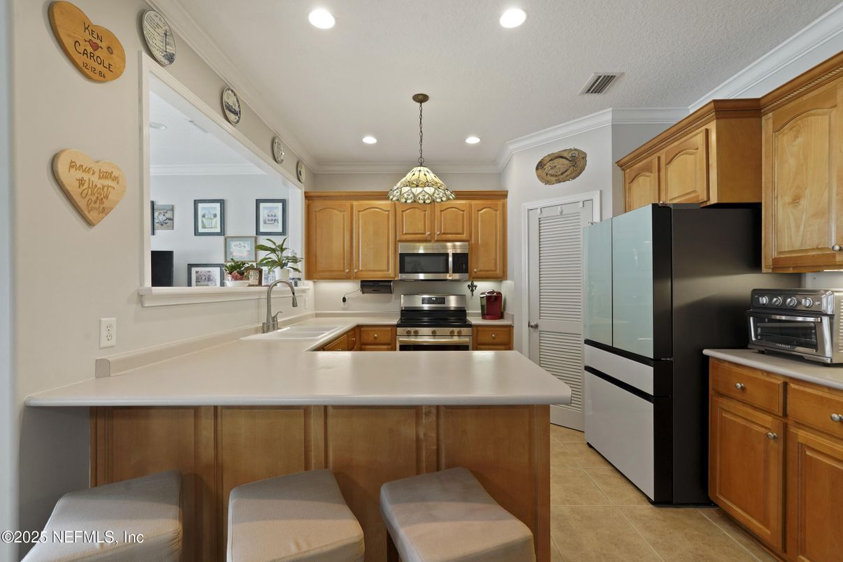 Interior, Kitchen, Pendant Lights, Recessed Lighting, Stainless Steel Appliances