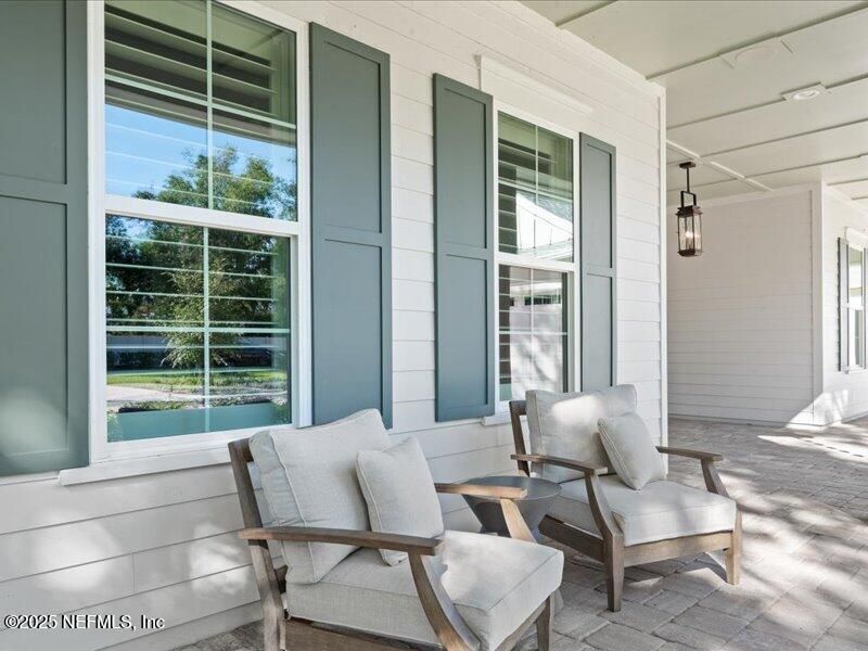 Exterior, Pendant Lights