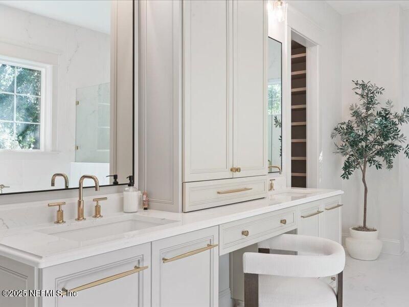 Bathroom, Interior, Marble, Marble Walls