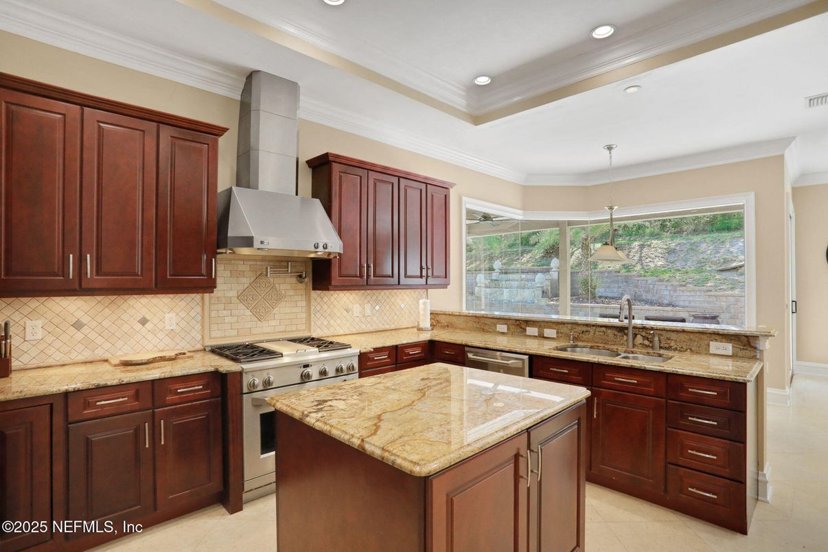 Interior, Kitchen, Pendant Lights, Recessed Lighting, Stainless Steel Appliances