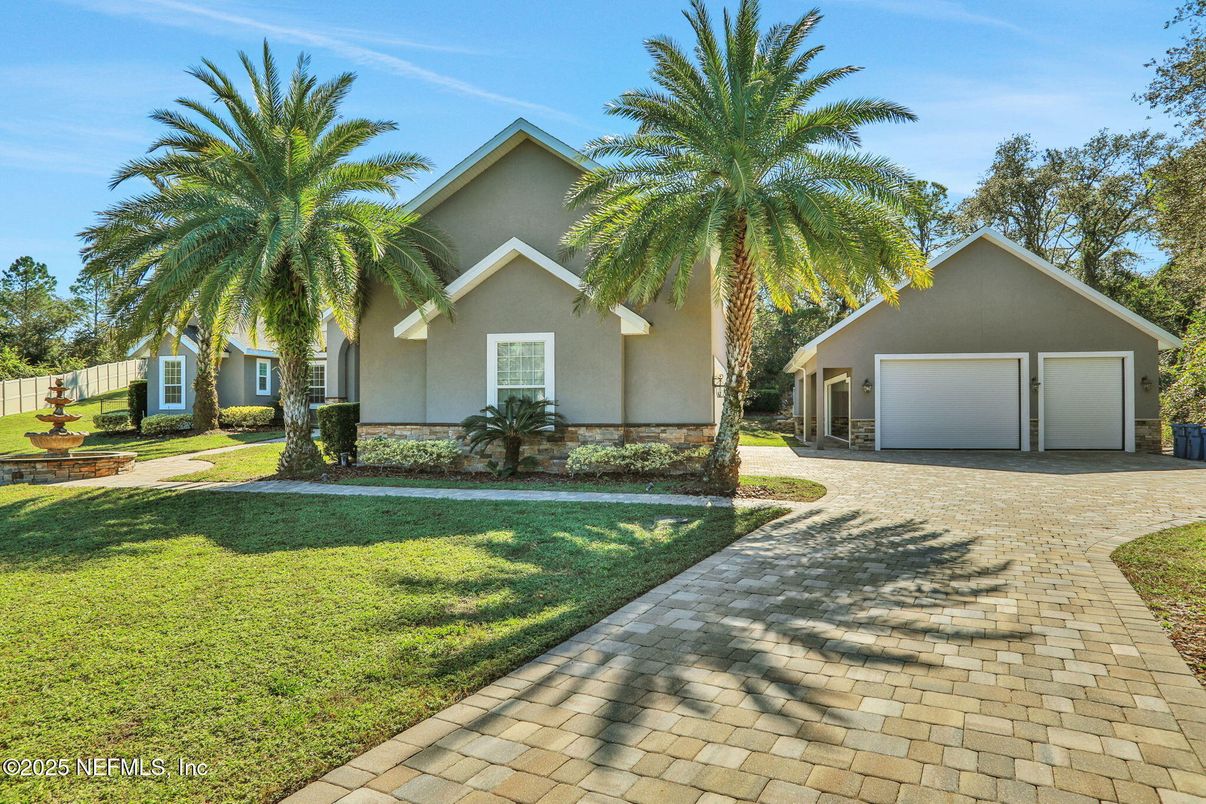 Backyard, Detached Garage, Exterior