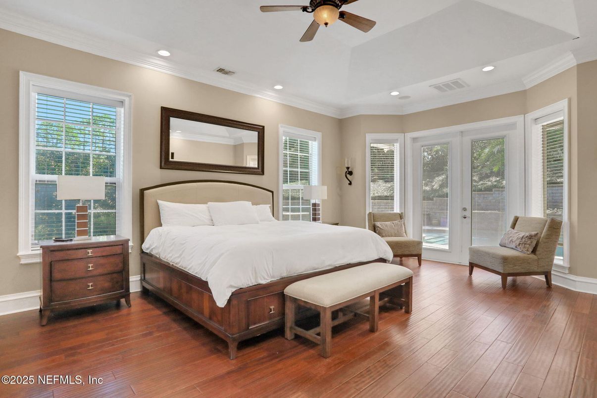 Bedroom, Interior, Recessed Lighting, Wood Texture Flooring