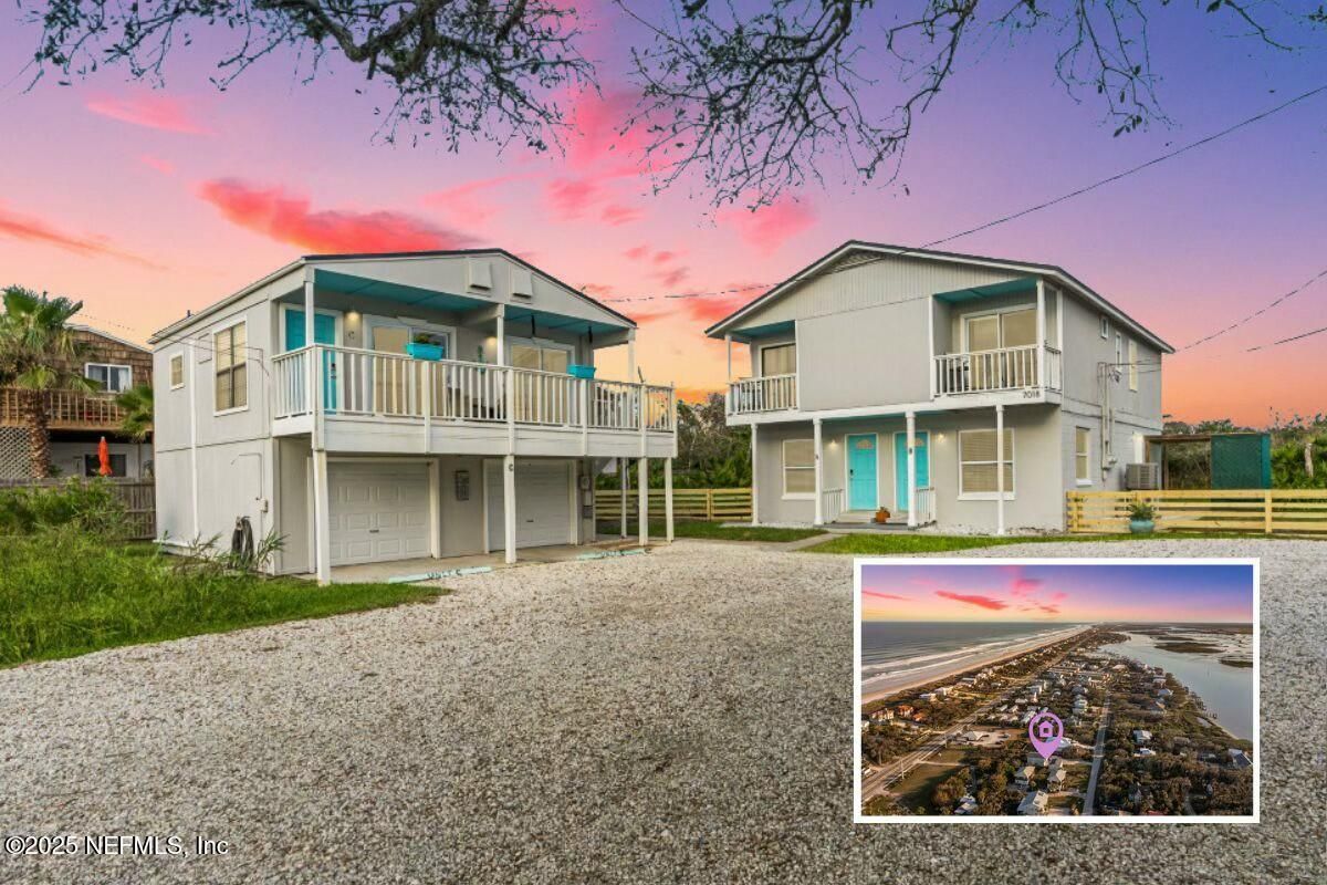 Backyard, Exterior, Facade, Modern