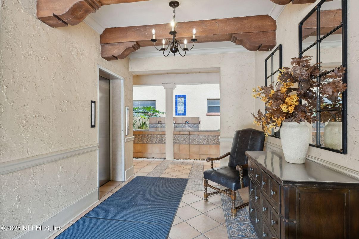 Chandelier, Interior