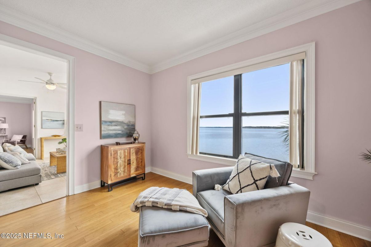 Bedroom, Interior, Water, Wood Texture Flooring