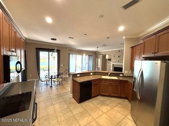 Dining room, Interior, Kitchen, Pendant Lights, Recessed Lighting