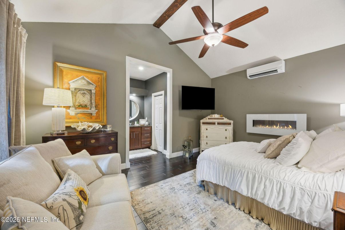 Bedroom, Fireplace, Interior, Recessed Lighting, Wood Texture Flooring