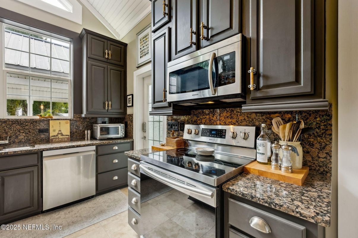 Interior, Kitchen, Stainless Steel Appliances