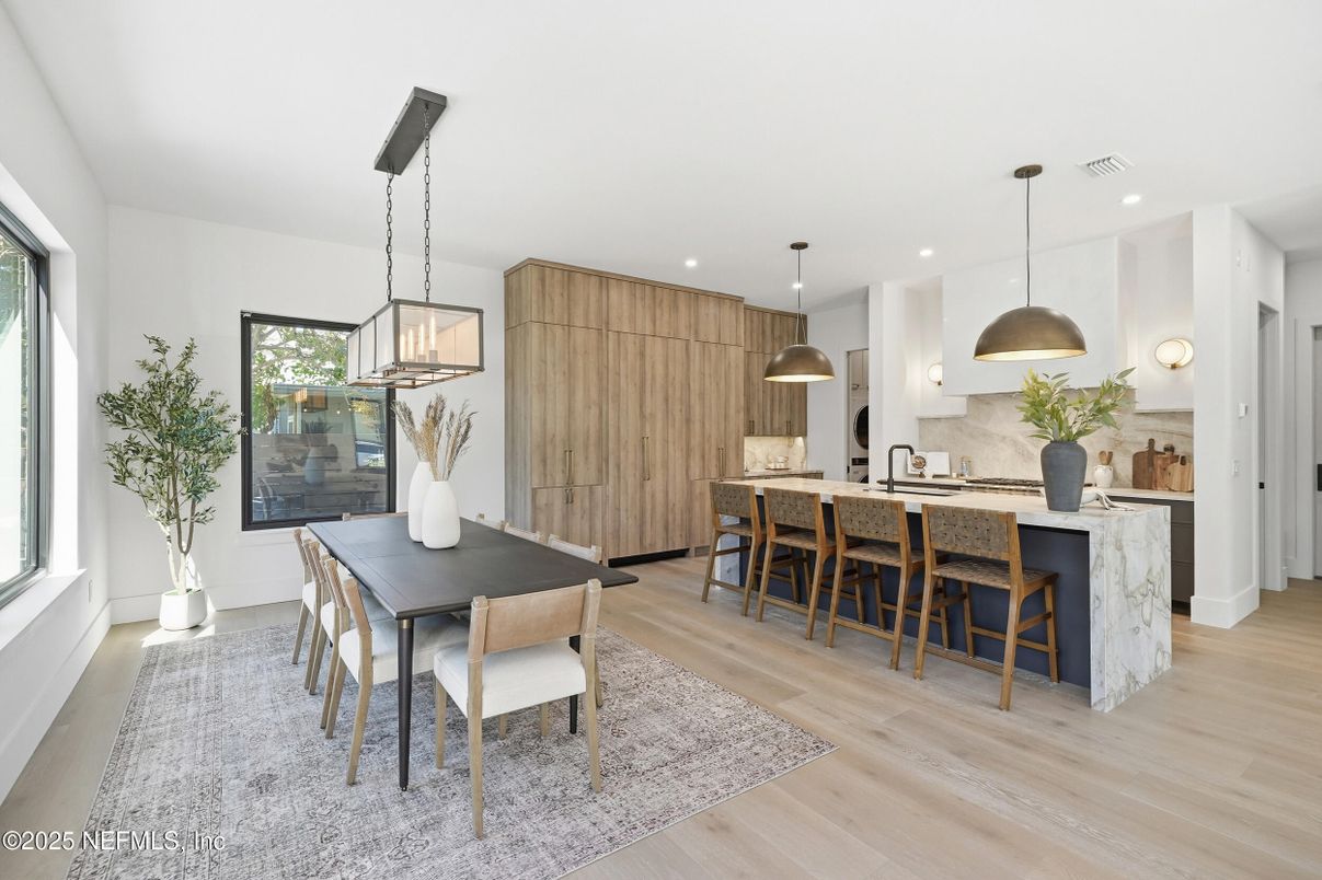 Dining room, Interior, Kitchen, Pendant Lights, Recessed Lighting, Wood Texture Flooring