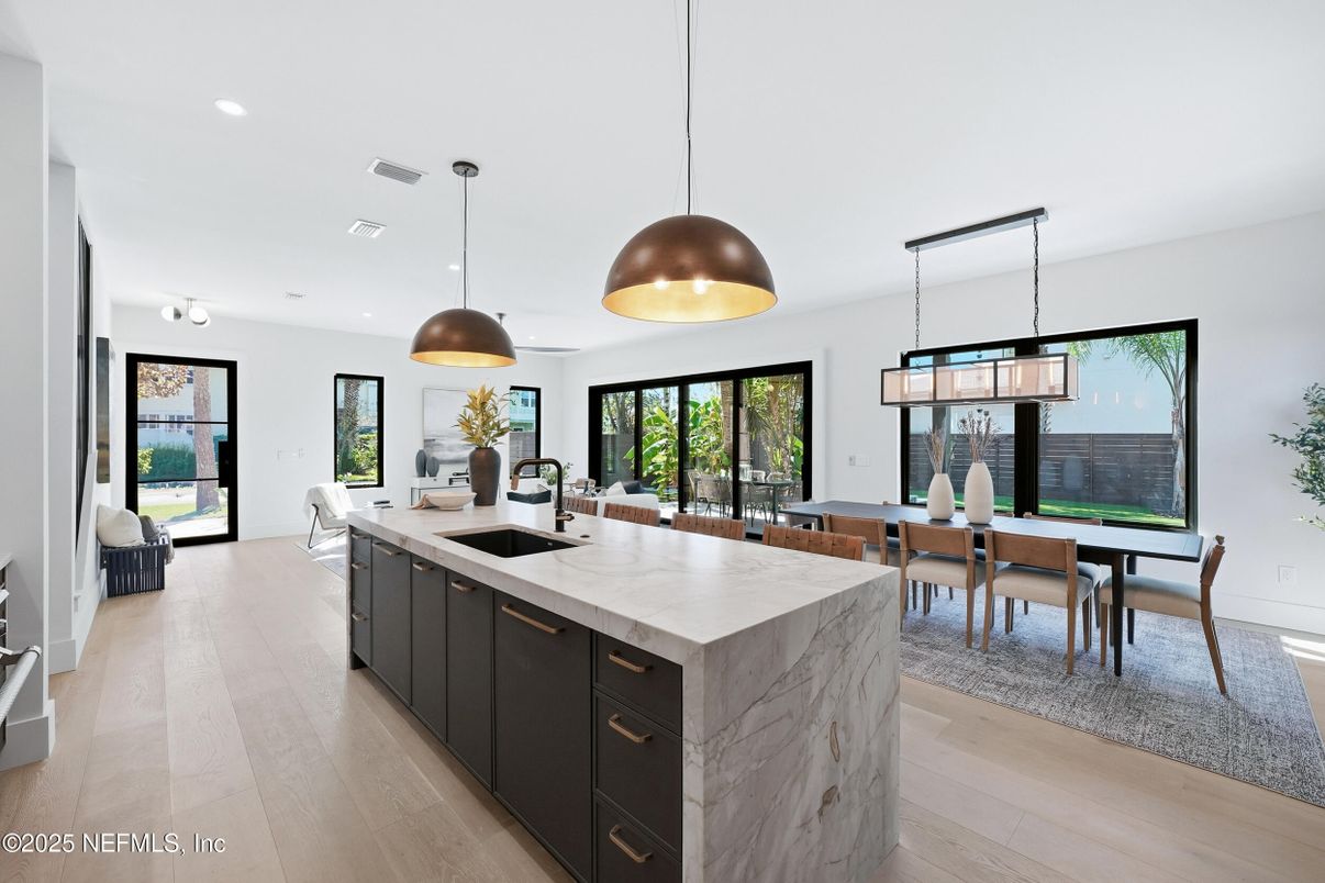 Dining room, Interior, Kitchen, Pendant Lights, Recessed Lighting, Wood Texture Flooring