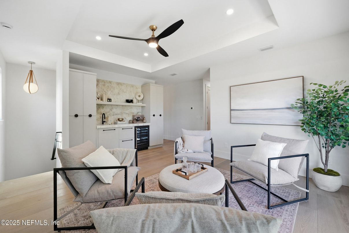 Interior, Living room, Pendant Lights, Recessed Lighting, Wood Texture Flooring