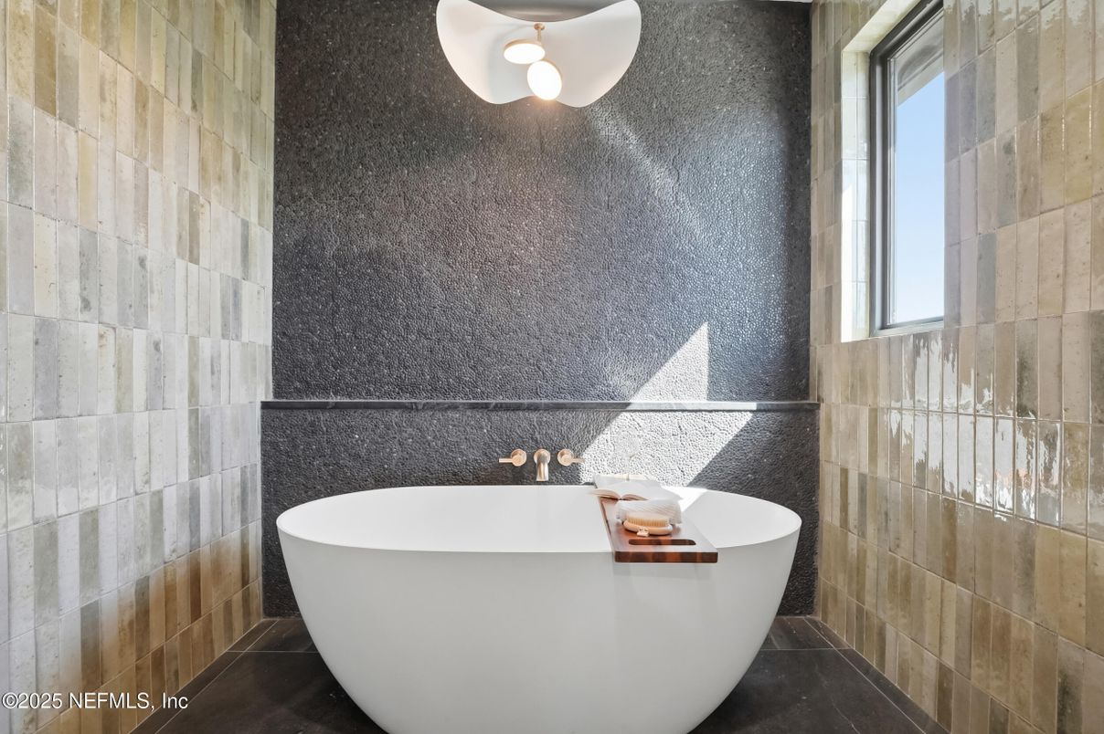 Bathroom, Free Standing Baths, Interior