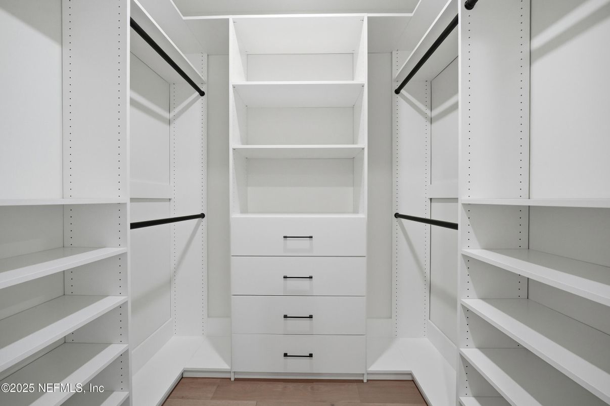 Interior, Walk-in Closets, Wood Texture Flooring