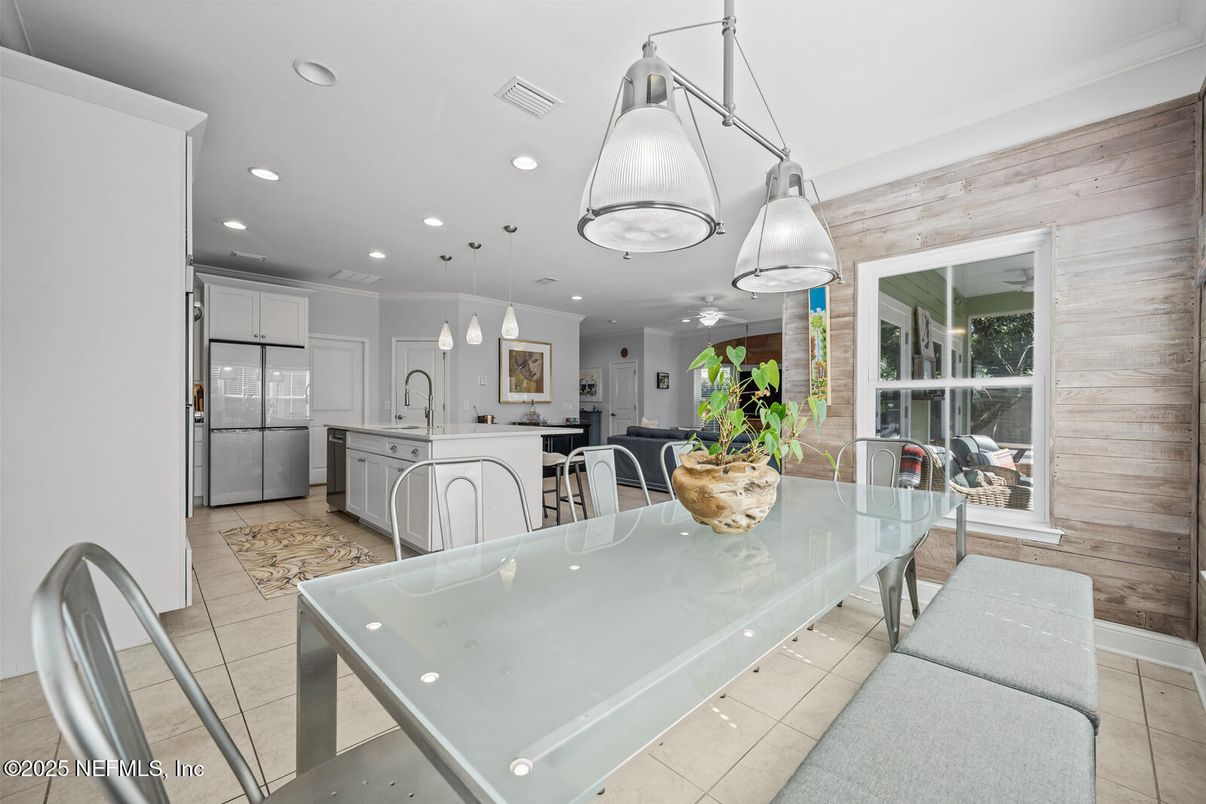 Dining room, Interior, Kitchen, Pendant Lights, Recessed Lighting