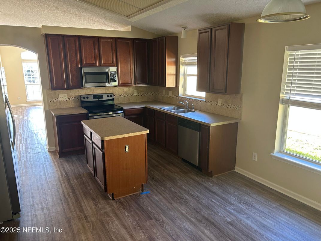 Interior, Kitchen, Pendant Lights, Wood Texture Flooring
