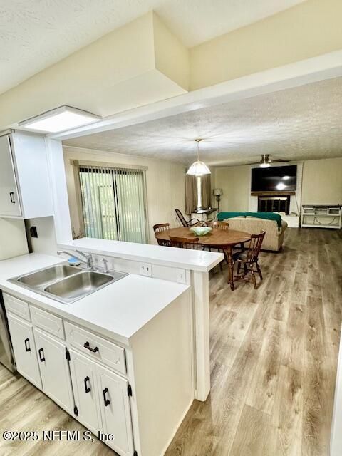 Dining room, Interior, Kitchen, Living room, Pendant Lights, Wood Texture Flooring