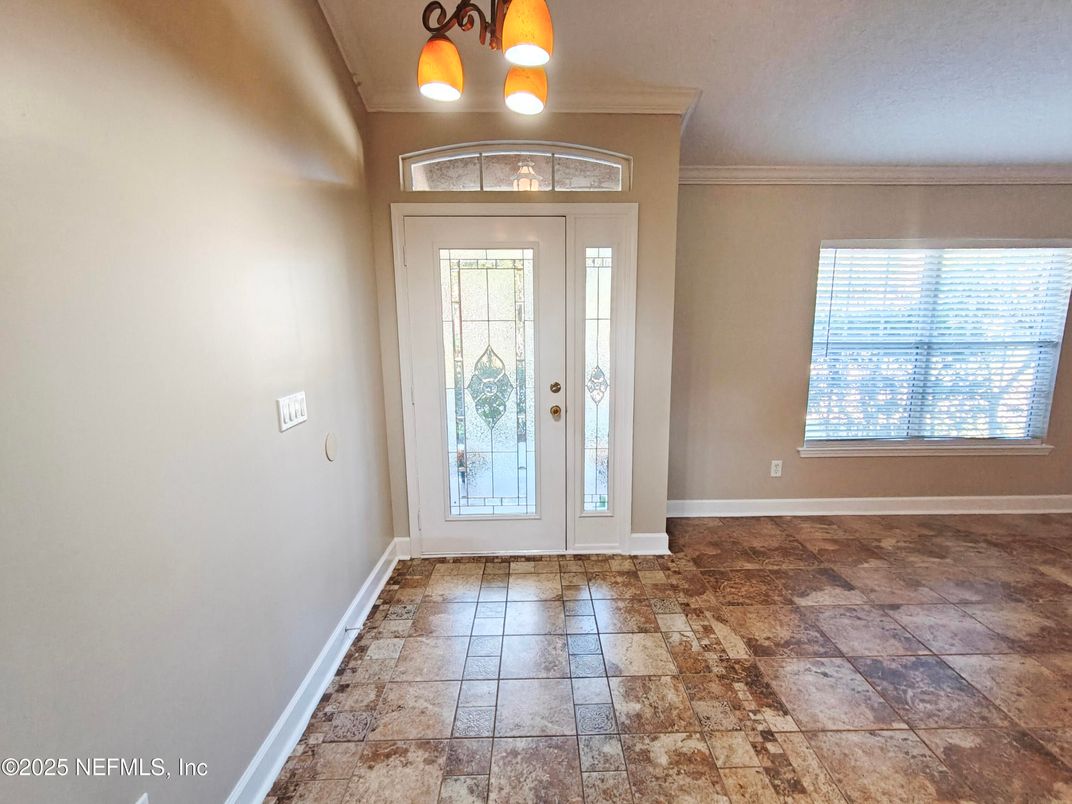 Chandelier, Interior