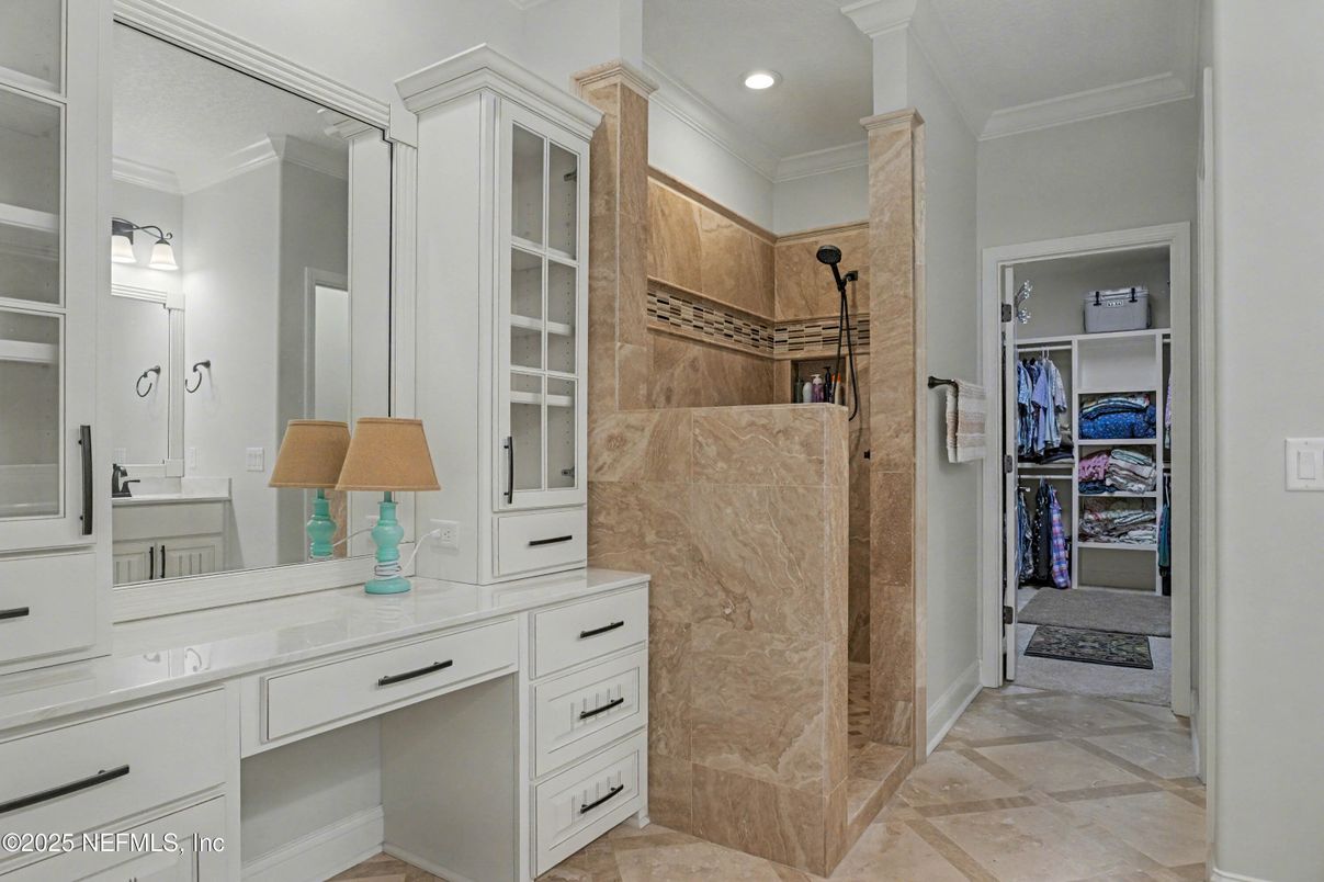 Bathroom, Interior, Recessed Lighting, Walk-in Closets