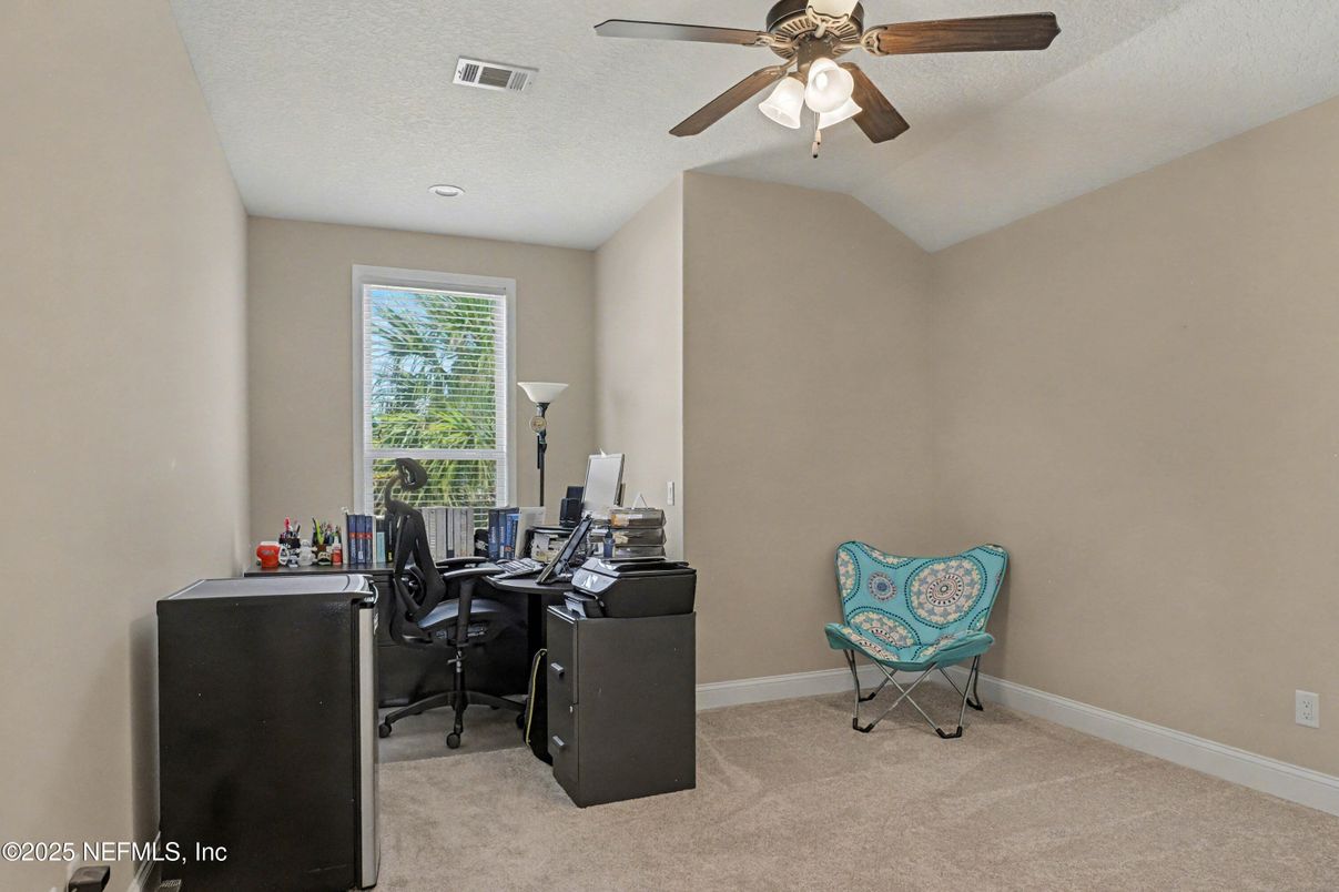 Home Office, Interior