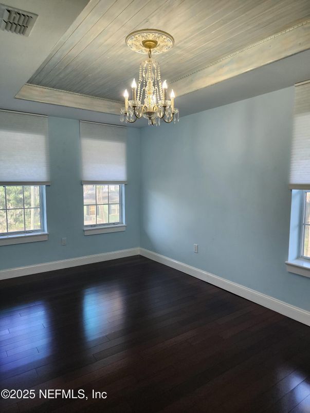 Chandelier, Empty room, Interior, Wood Texture Flooring