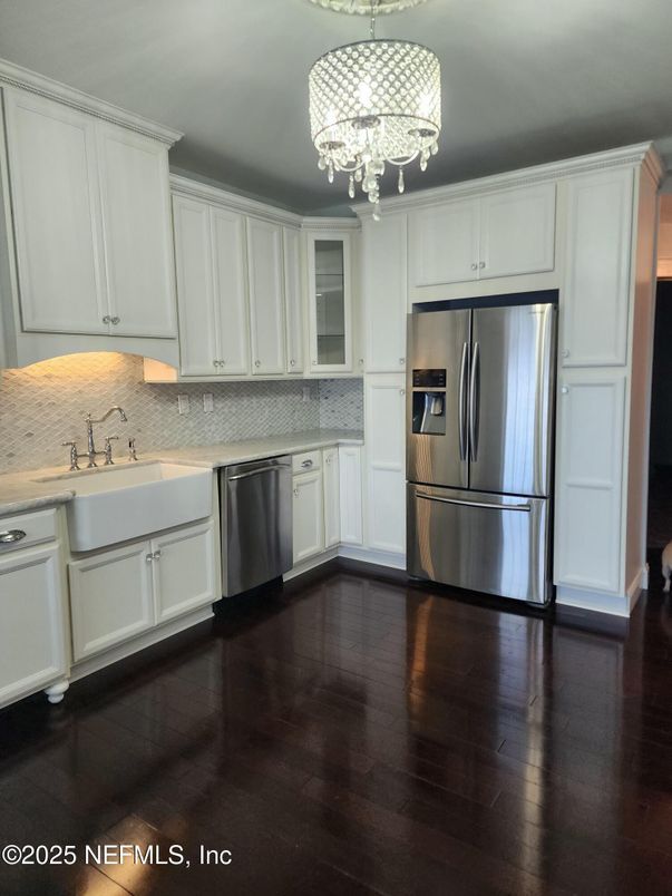 Chandelier, Interior, Kitchen, Stainless Steel Appliances, Wood Texture Flooring