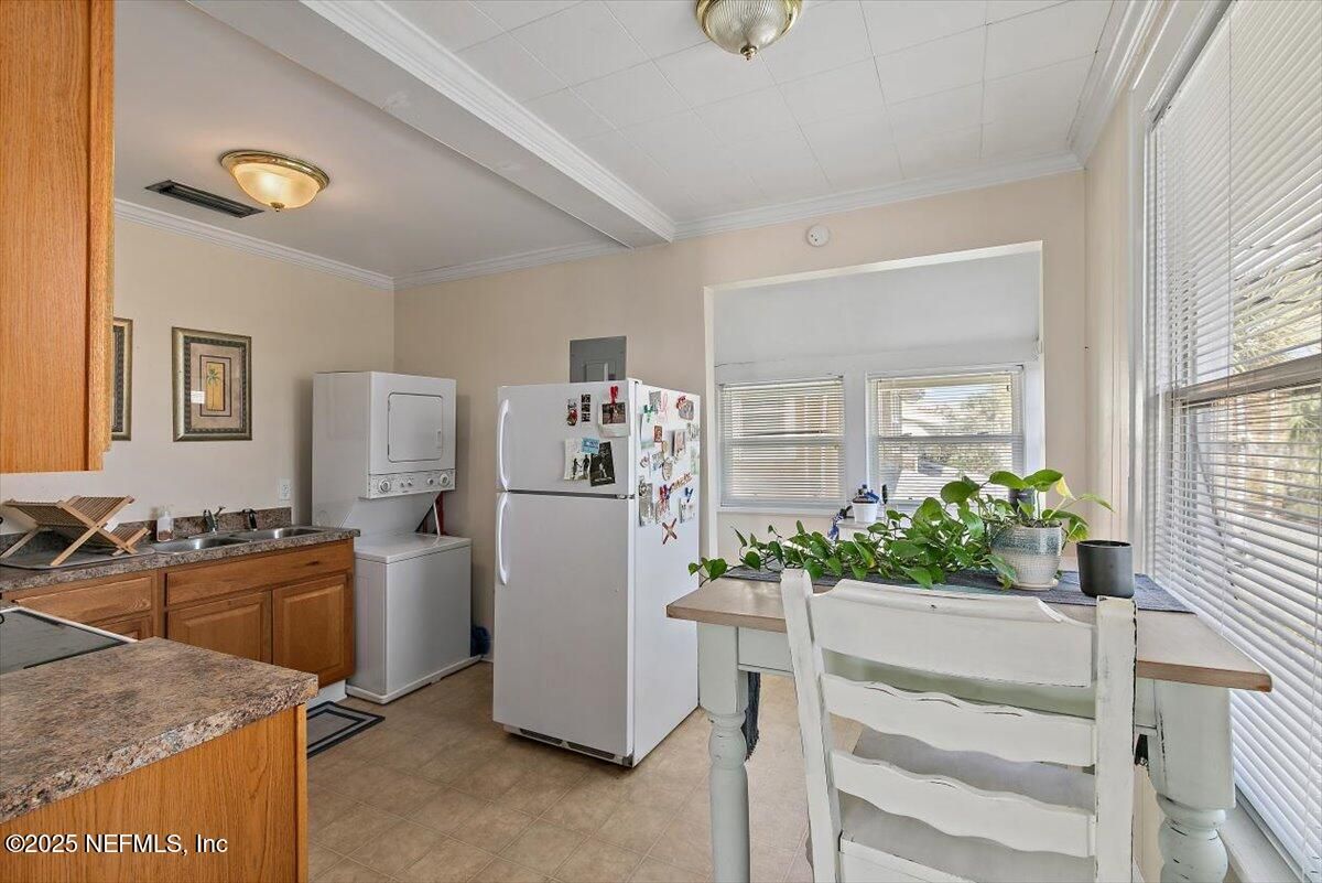 Interior, Kitchen, Washer