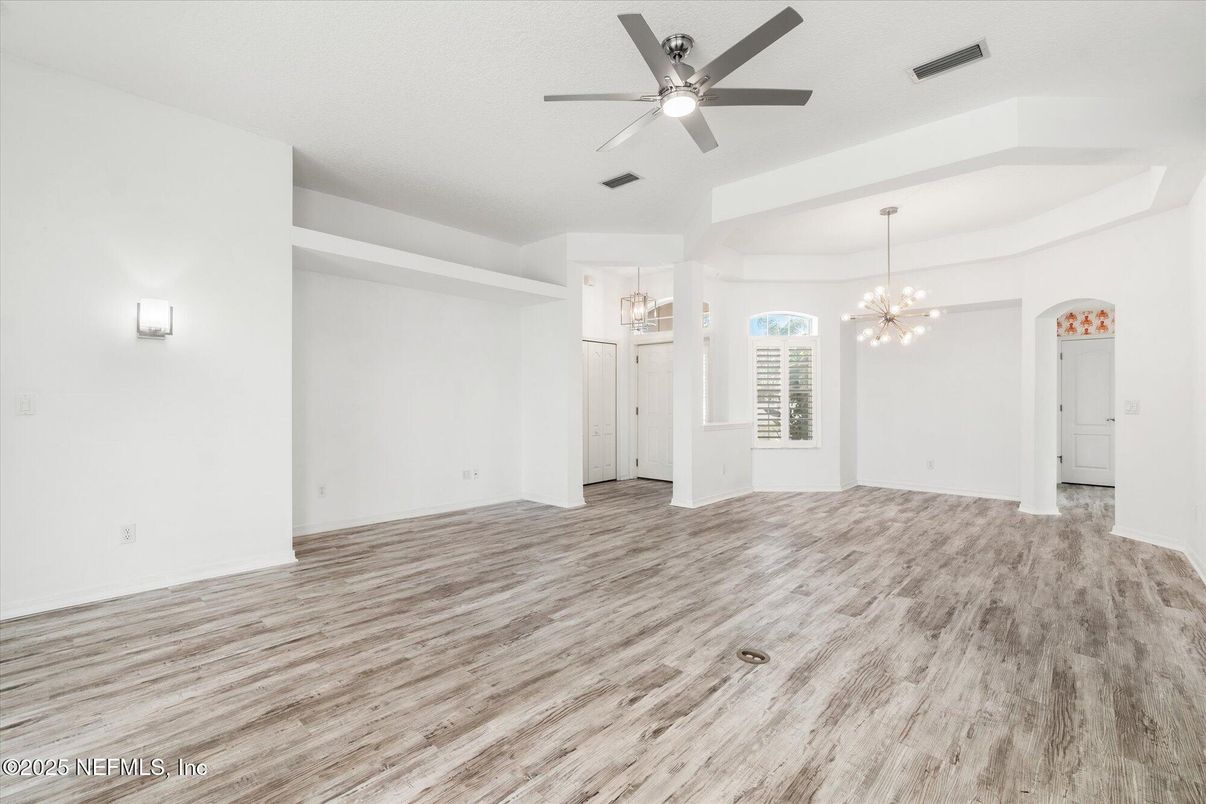 Empty room, Interior, Pendant Lights, Wood Texture Flooring