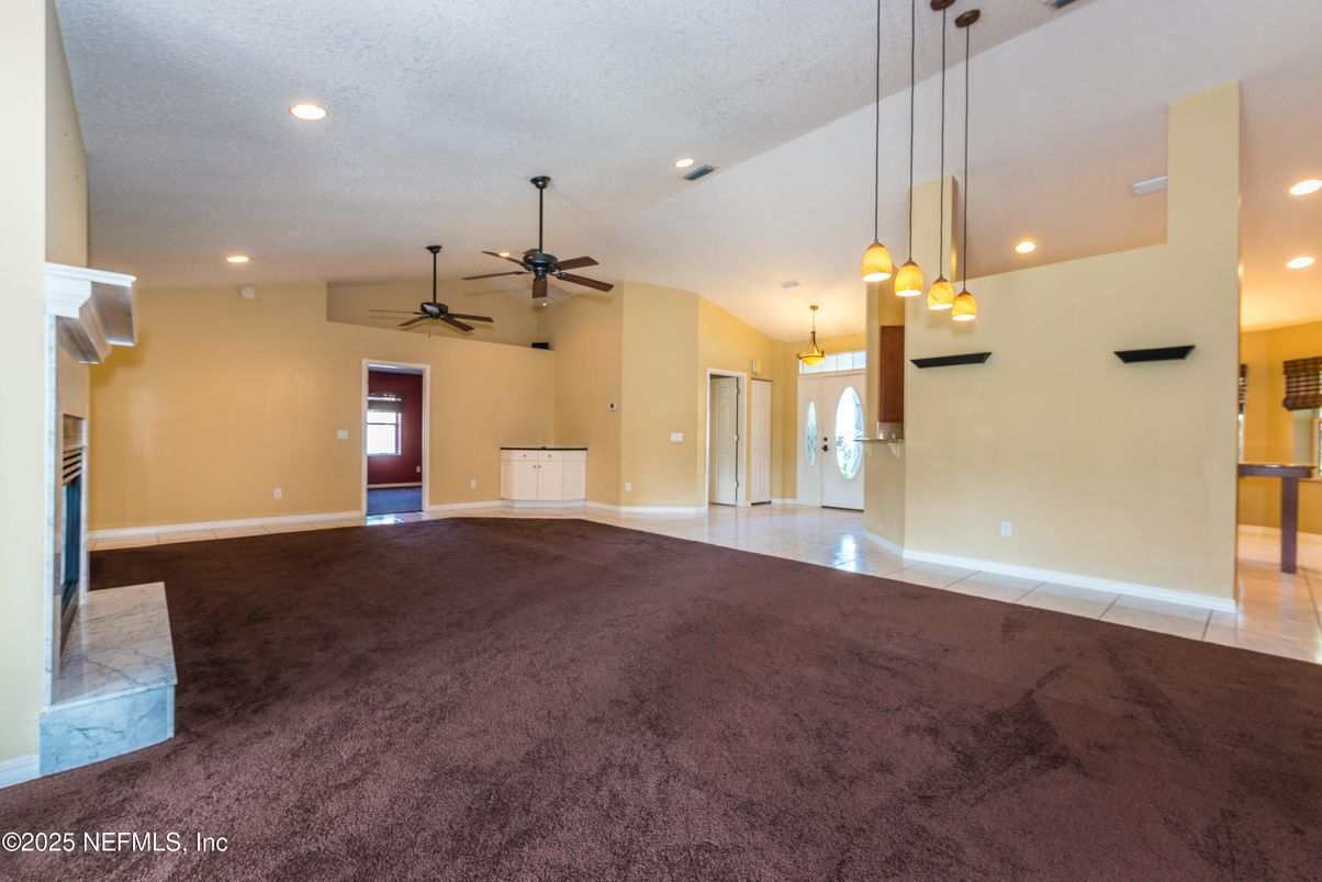 Empty room, Interior, Pendant Lights, Recessed Lighting
