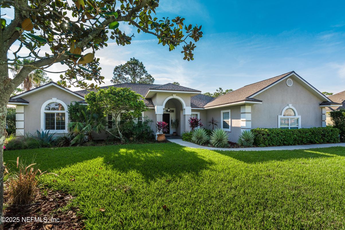Backyard, Exterior, Facade, Spanish Mediterranean