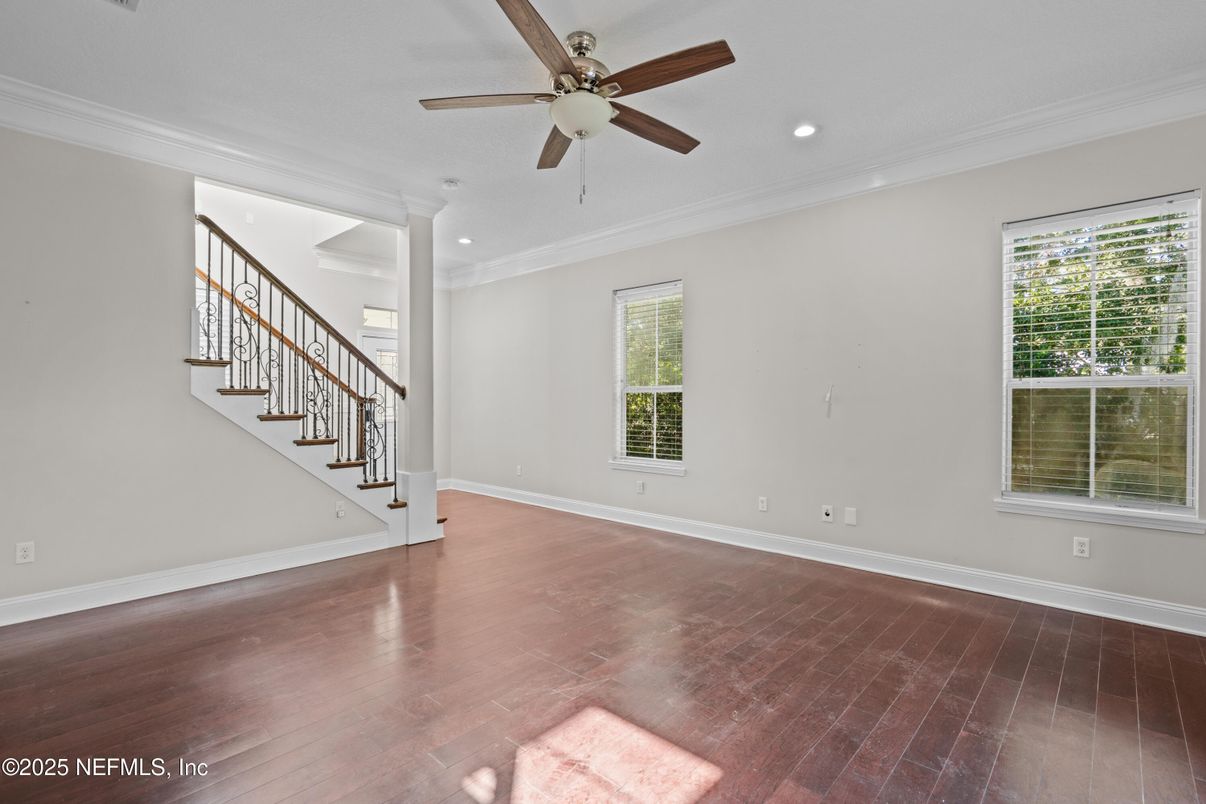 Empty room, Interior, Recessed Lighting, Wood Texture Flooring