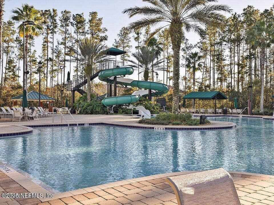 Exterior, Playground, Pool