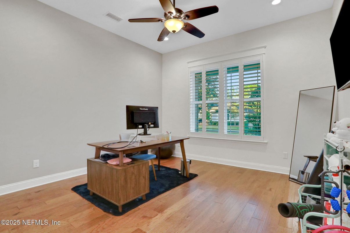 Home Office, Interior, Recessed Lighting, Wood Texture Flooring
